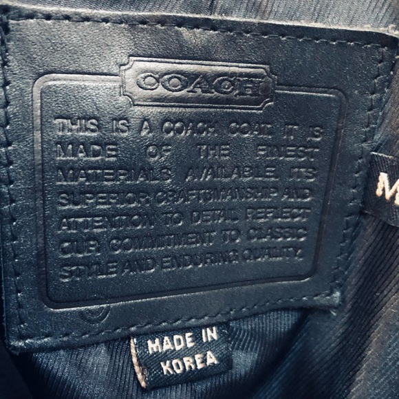 Vintage classic COACH trench coat in black leather - Picture 4 of 9